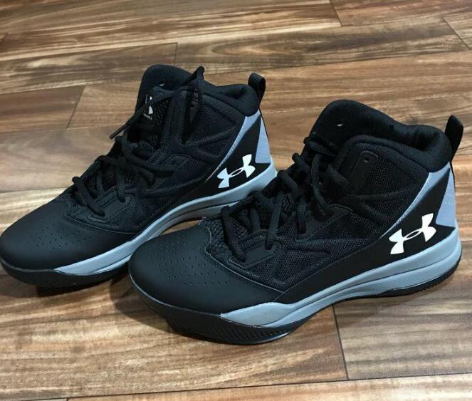 安德瑪運動鞋進口報關流程如何?(運動鞋進口清關步驟)